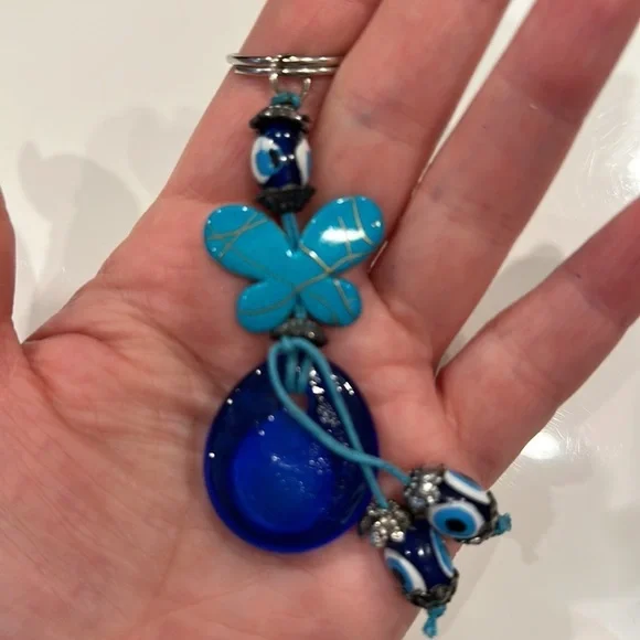 Evil Eye keychain with butterfly - Picture 4 of 4